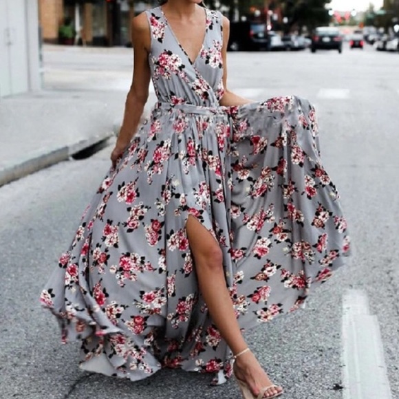 Dresses & Skirts - Floral Maxi Gown